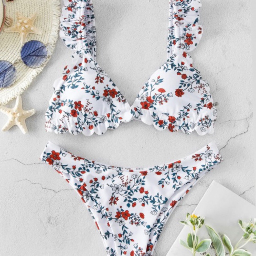 ZAFUL floral white bathing suit NWT size M